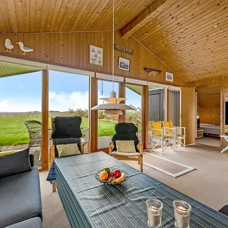 Tanea - 700m To The Fjord By Interhome Feriehus *